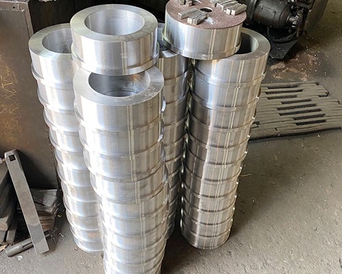 定襄億欣源法蘭加工簡述鍛件鍛熱淬火有哪些優(yōu)點(diǎn)？